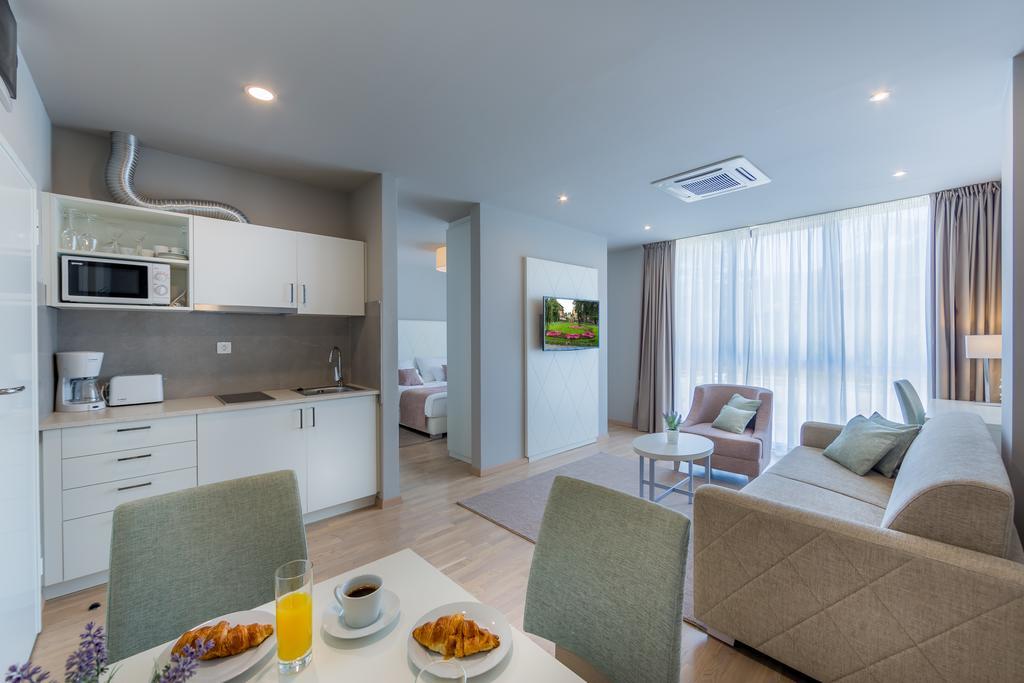 & Preelook 4* Opatija